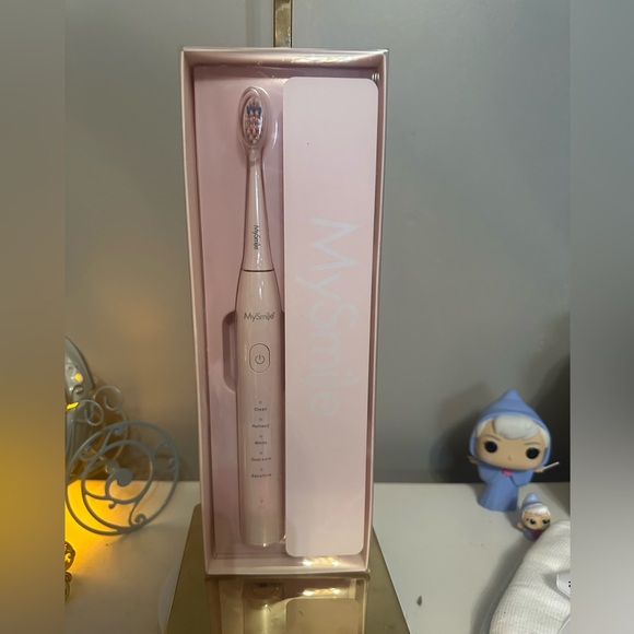 MySmile Electric Toothbrush in Pink - Picture 1 of 3